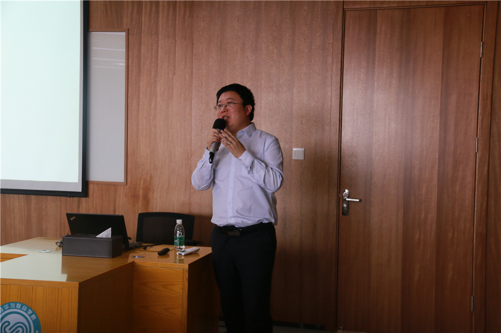 美林?jǐn)?shù)據(jù)強(qiáng)勁