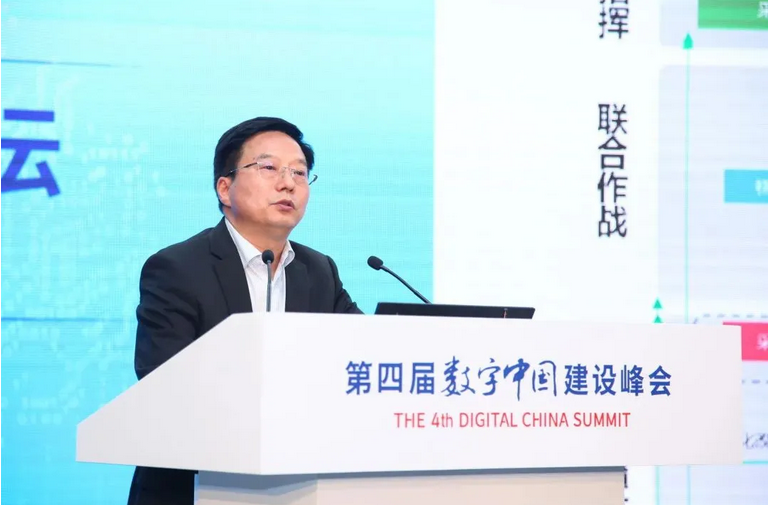 美林?jǐn)?shù)據(jù)董事長程宏亮